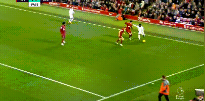 邮报：新主场用地估值存在分歧，曼联可能先买一部分土地开建