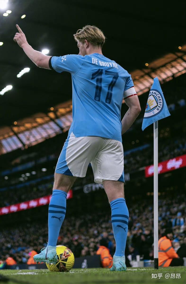 切尔西官网更新一线队名单，斯特林、韦加等9名球员未在列