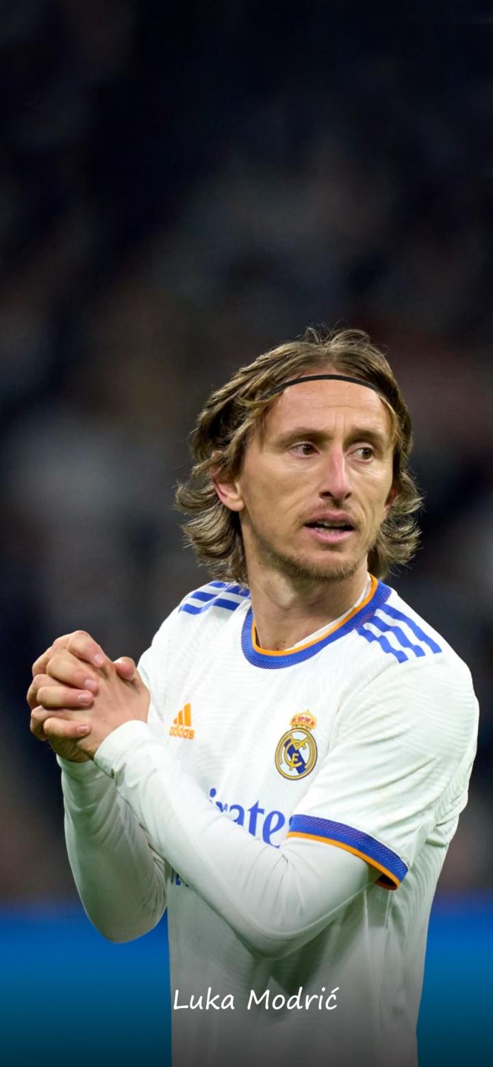 皇马公布欧冠战曼城名单：姆巴佩受伤仍入选，卡马文加缺席