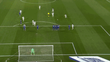 当年巴萨的训练课，疯狂过人进球的梅西！